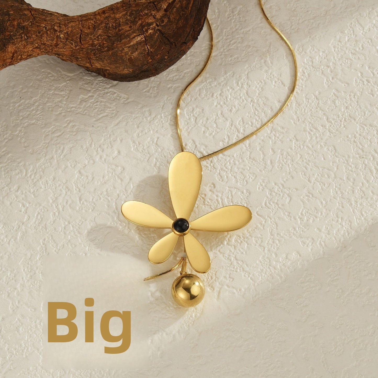 Gold Flower & Tassel Pendant Necklace